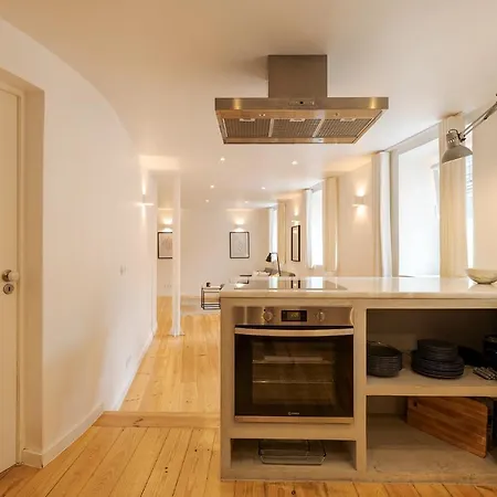 The Yellow House - Duplex *