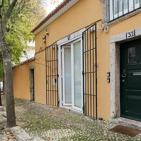 The Yellow House - Duplex Апартаменти Лісабон