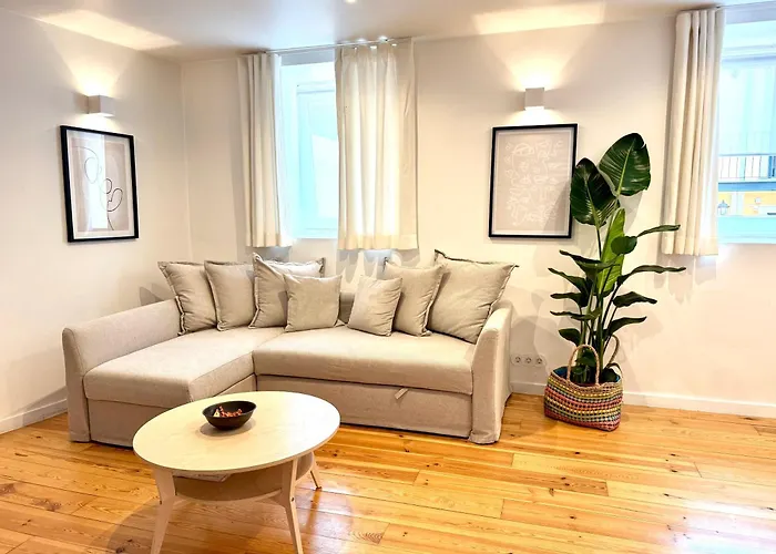 The Yellow House - Duplex Lägenhet *